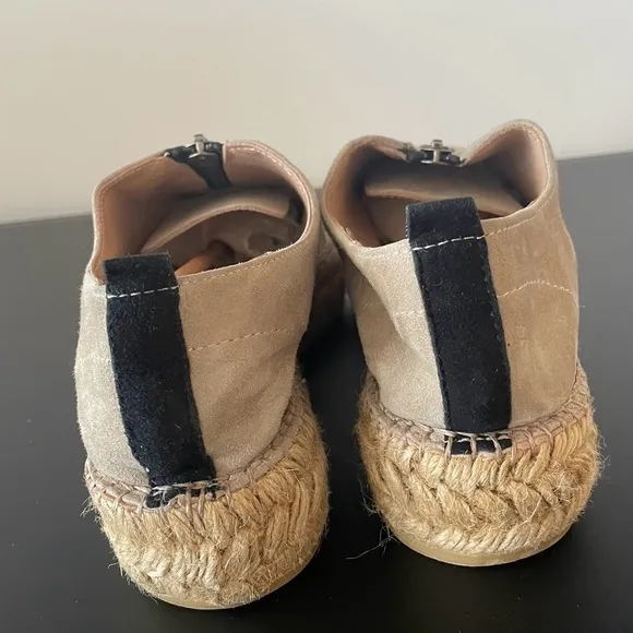 Eric Michael Serena Suede Zipper Espadrilles Beige Size 37 worn a few times