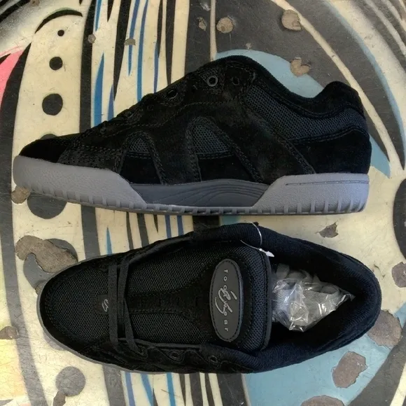 ES One Nine 7 Sneakers