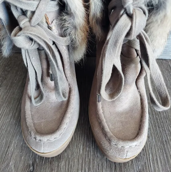 EUC Coach Scout Sahara Suede Leather and Rabbit Fur Wedge Boots 5.5