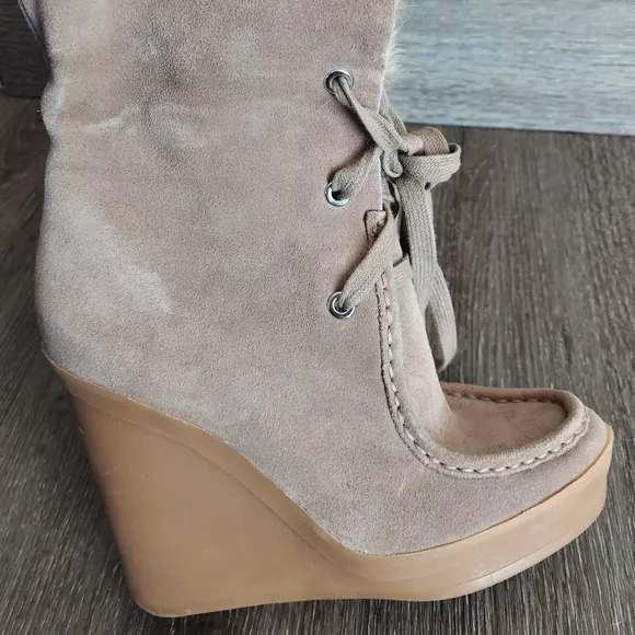 EUC Coach Scout Sahara Suede Leather and Rabbit Fur Wedge Boots 5.5