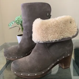 EUC UGG AUSTRALIA Lynnea Clog Boots