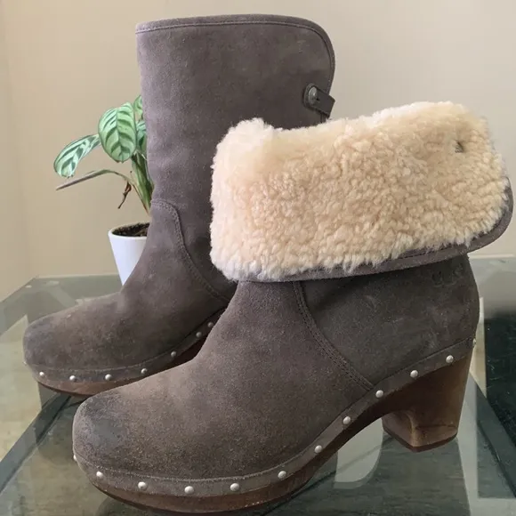 EUC UGG AUSTRALIA Lynnea Clog Boots