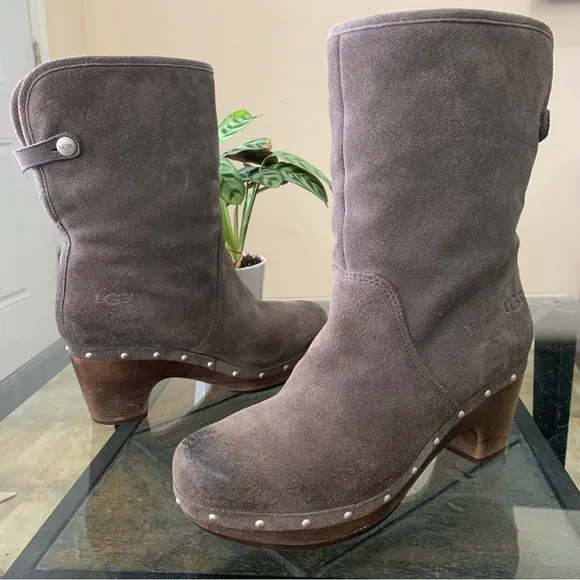 EUC UGG AUSTRALIA Lynnea Clog Boots