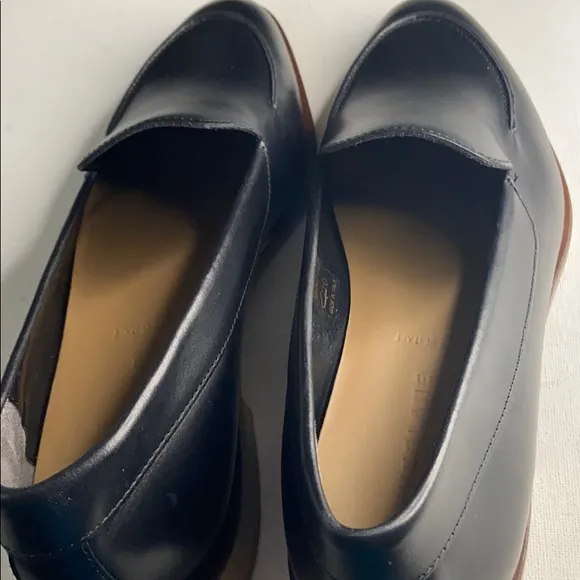 Everlane black leather loafers