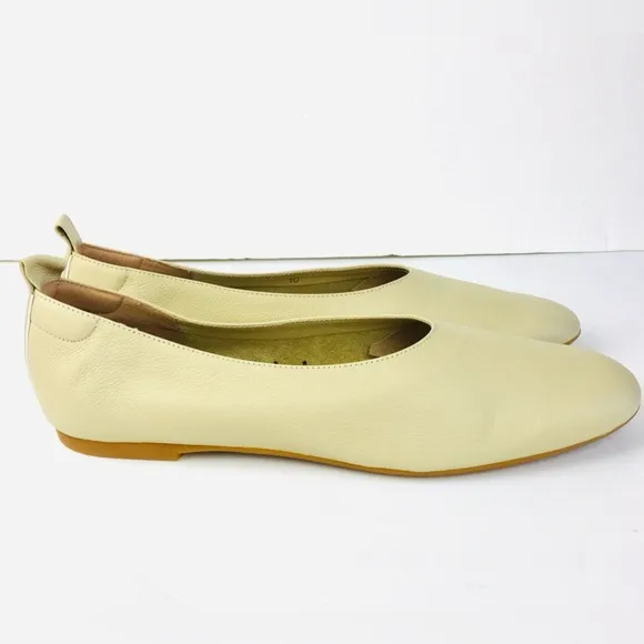 EVERLANE Made In Italy The Day Glove Leather Flats In Beige Size 10