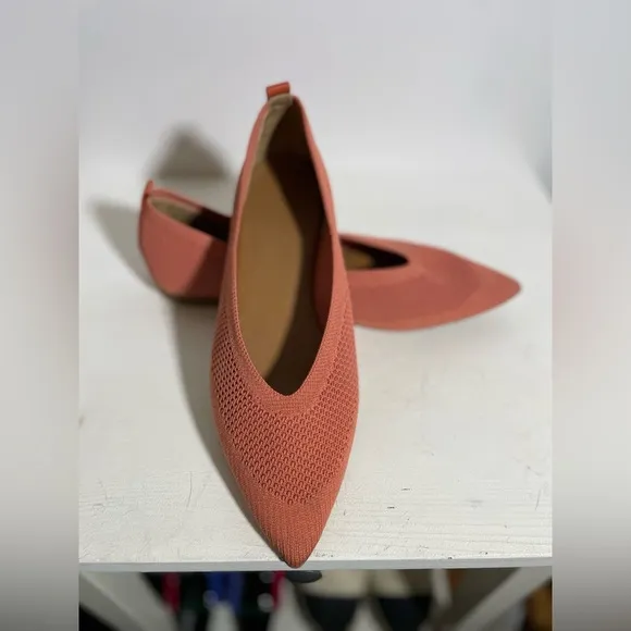 EVERLANE THE 40-hour flat in Reknit In Coral SIZE 7 1/2