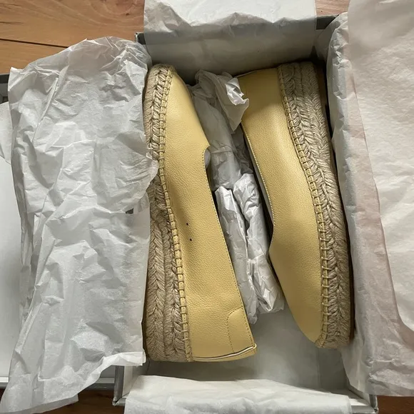 Everlane The Espadrilles in Pale Yellow Leather NWB 7.5
