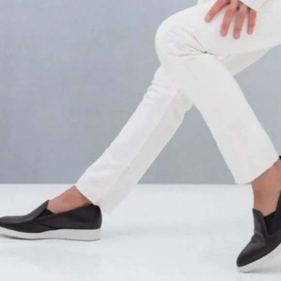 Everlane Black the Street Shoe 10.5