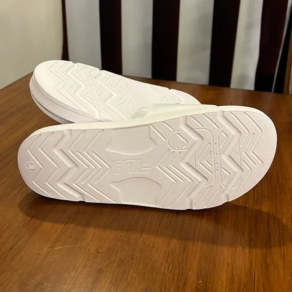 Fila Drifter Bold slides sandals shoes new shower pool beach white Womens Sizes