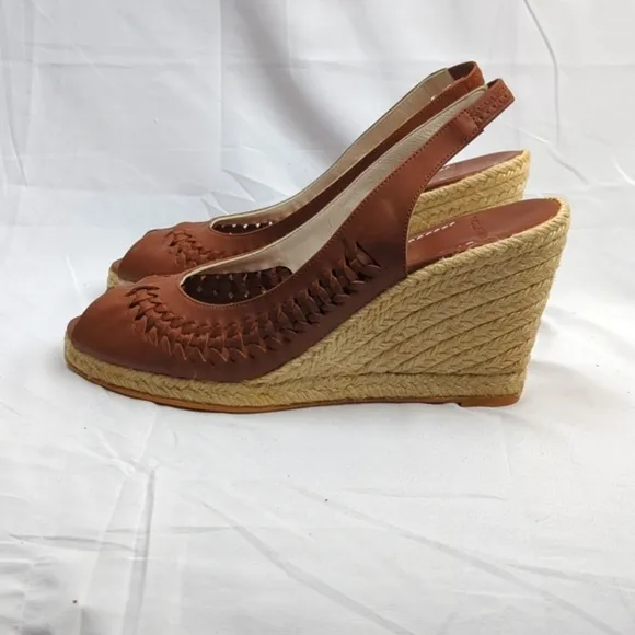 FINAL SALE 🆕🌿NICOLE FARHI ESPADRILLES🌿
