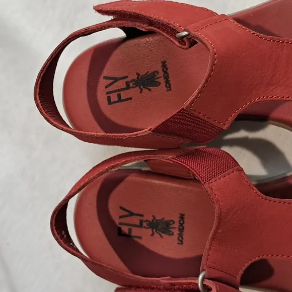 Fly London NOVA932FLY. Lipstick Red Cupido. Size 39.