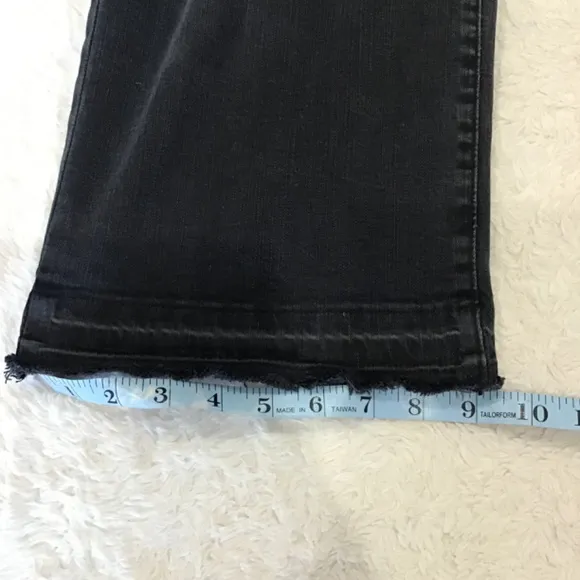 FRAME Women Size 25 Black Ali Wide Leg Cropped Denim Jeans Raw Hem Casual Boho