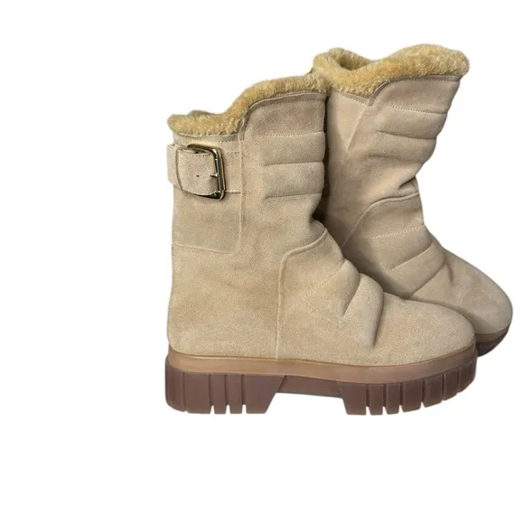 Free People Fable Faux Fur Boots in Sand Suede. NWOB, Size 8.5