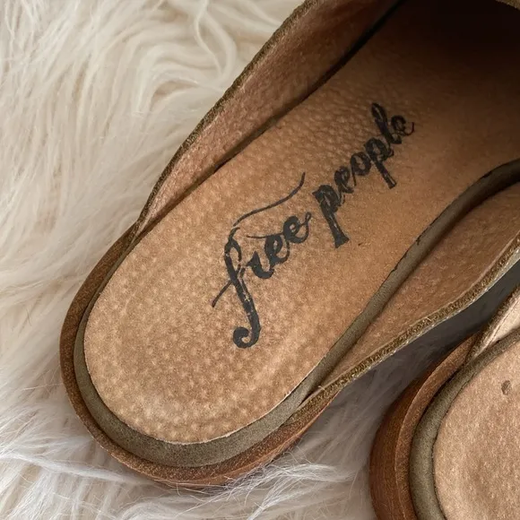 FREE PEOPLE flats
