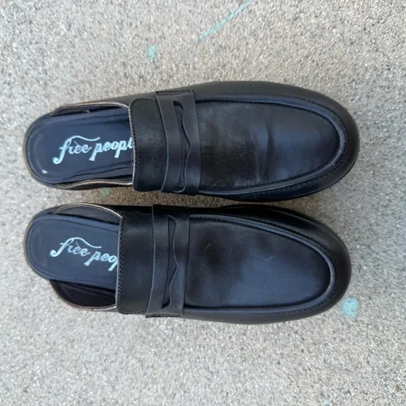 Free People Winston Platform Loafers Slides Mules Black Leather Wedge size 7/37