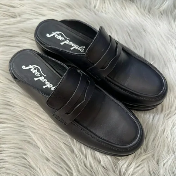 FREE PEOPLE Winston Platform slip on Loafers Black leather 38.5