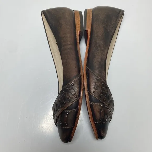 Freebird Brynn Ballet Flats Women’s 7 Black Brown Distressed Leather Slip Ons