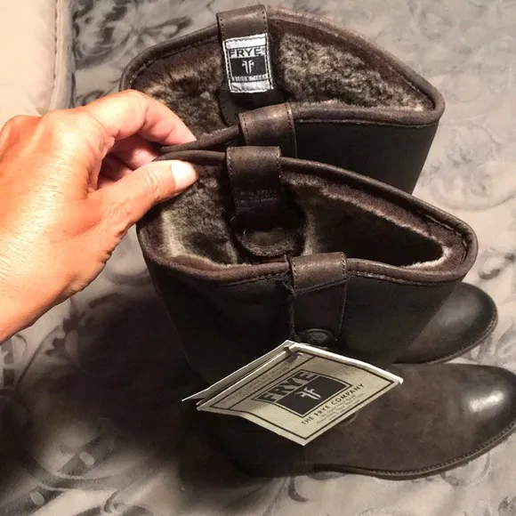 Frye lined Melissa Button Boot