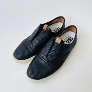 Frye Mindy slip on sneakers, Black, Size 8.5