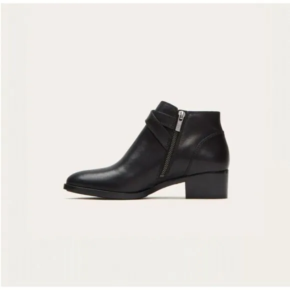 Frye Ray Western Shootie Black Leather Side Zip Boots Size 7 Style # 3477099
