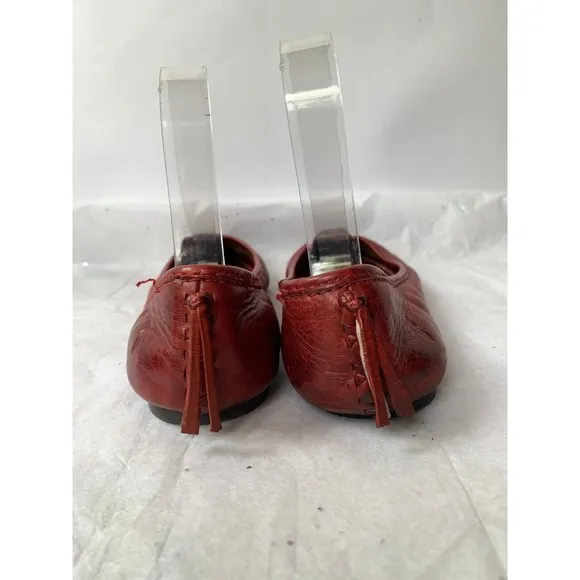 Frye Regina Deep Red Pointed Toe Flats Size 7 Rubber Sole Comfort Padded Insole