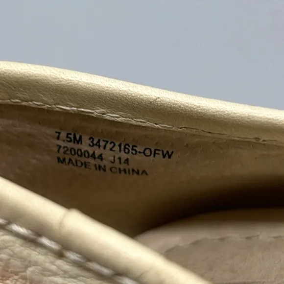 Frye Regina Flats Off White Leather Pointed Toe Size 7.5