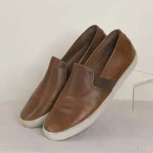 Frye Sz 10 Men's Slip On Brown Shoes White Sole Comfort Casual Flats EUC