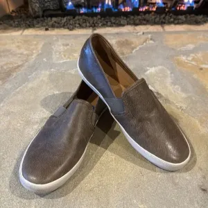 Frye Melanie Women's Taupe Slip On Sneakers - 7.5 - Excellent Condition