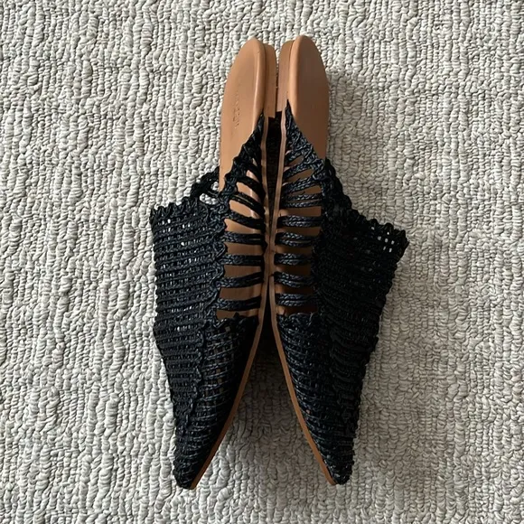 Garnet Hill Delia woven mules Slide On Pointed Toe Flats size 40