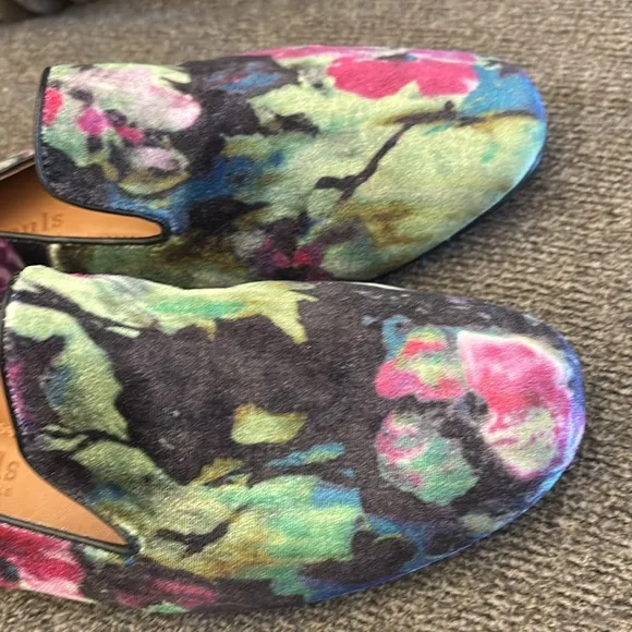 Gentle Souls Kenneth Cole Womens Eugene Loafer Pink Green Floral Velvet Size 8
