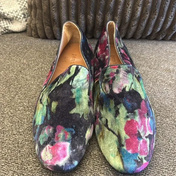 Gentle Souls Kenneth Cole Womens Eugene Loafer Pink Green Floral Velvet Size 8