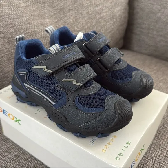 Geox Boy's Buller Mesh Low Top Sneakers Toddler Kids 10.5US 28EU New