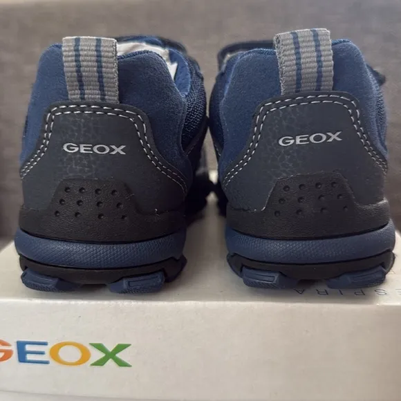 Geox Boy's Buller Mesh Low Top Sneakers Toddler Kids 10.5US 28EU New