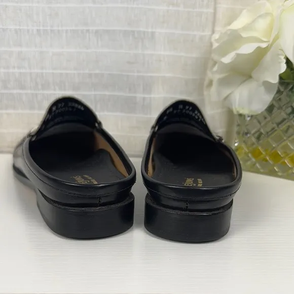 🌟GH Bass 🌟Weejuns, 🌟Black and White Leather Loafers, Women 9.5