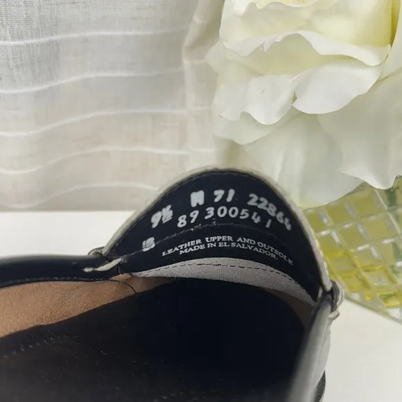 🌟GH Bass 🌟Weejuns, 🌟Black and White Leather Loafers, Women 9.5