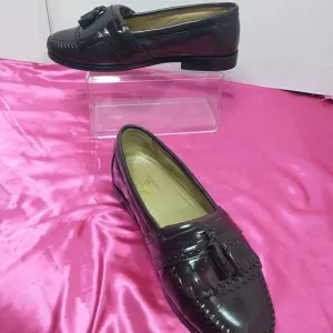 G.H. Bass Weejuns Logan Mens SZ 9.5E Red Leather Slip On Tassel Penny Loafers.