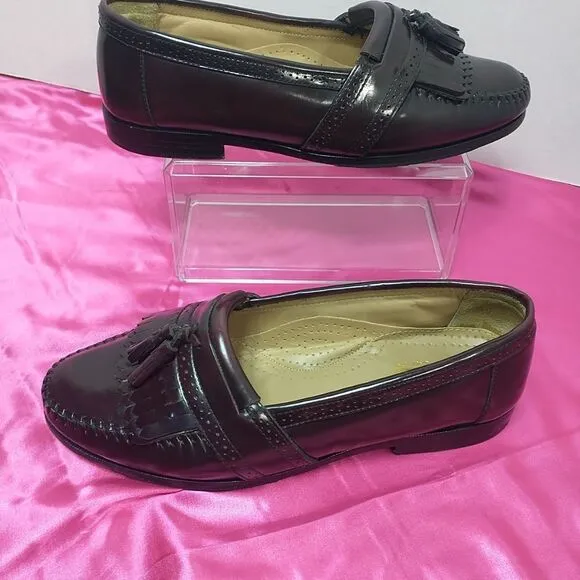 G.H. Bass Weejuns Logan Mens SZ 9.5E Red Leather Slip On Tassel Penny Loafers.