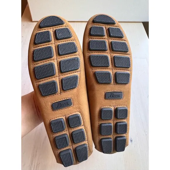 G.H.BASS tan Women's Dylan Driver Moc Loafers size 6