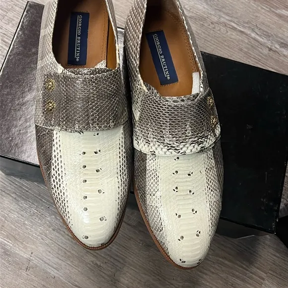 Giorgio Brutini Cream and Brown Men’s Snakeskin Loafers