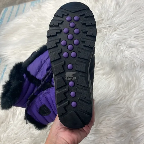 Girls sorel boots