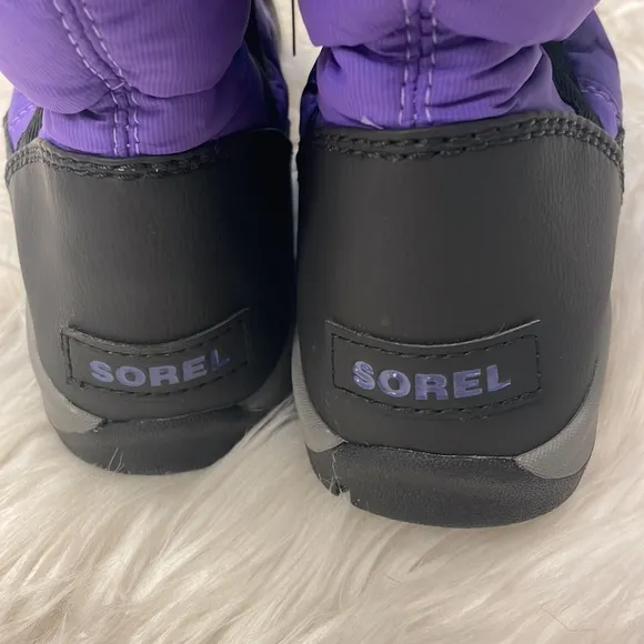 Girls sorel boots