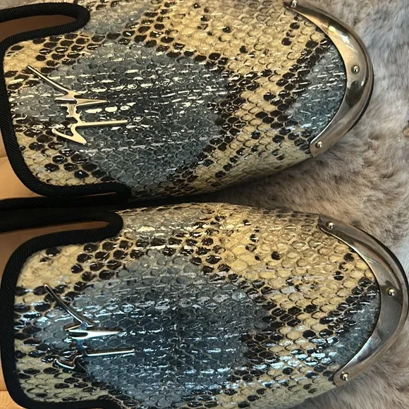 Giuseppe Zanotti snakeprint loafers size 7.5