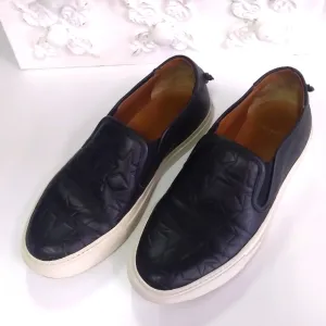 Givenchy star slip on sneakers size 35 US 5