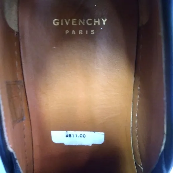 Givenchy star slip on sneakers size 35 US 5