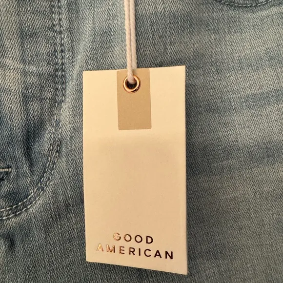 Good American Good Waist Crop GOOD WAIST CROPPED JEANS Light Blue Size 8/ 29