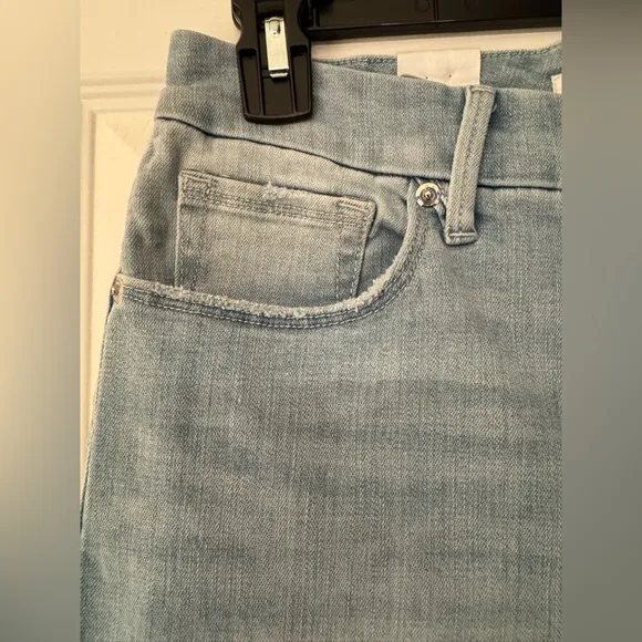 Good American Good Waist Crop GOOD WAIST CROPPED JEANS Light Blue Size 8/ 29