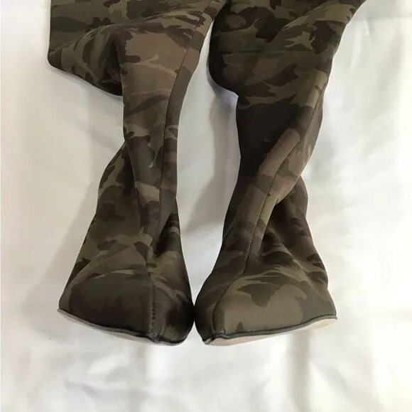 Good American High Kickstand Boots Camo Sherpa Over The Knee Stiletto Size 9
