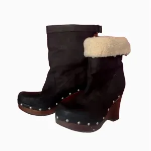 🍂🌾GORGEOUS UGG CARNAGIE BLACK WOODEN WEDGE BOOTS WITH SHEARLING LINED SIZE 7🖤