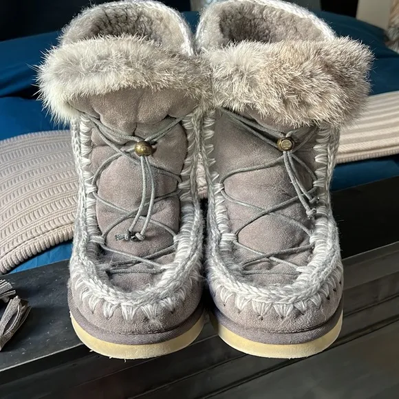 Grey Eskimo Dream Catcher lace up Mou Boots