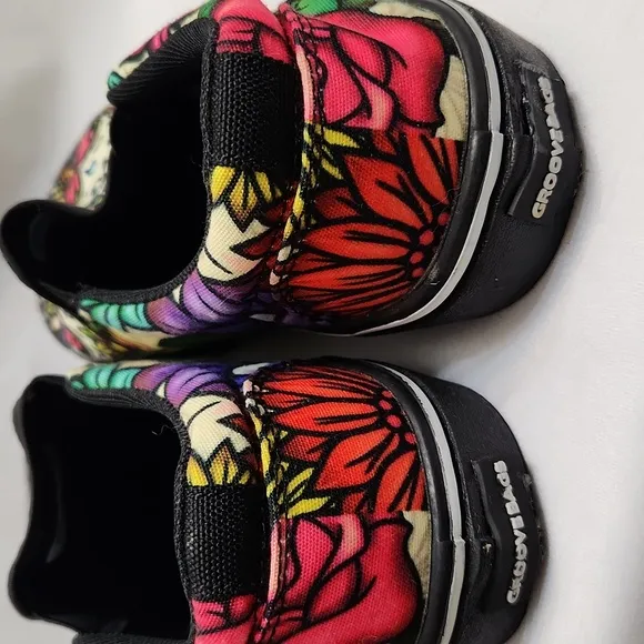 Groove Bags &amp; Customkicks Sugar Skull Multicolored Slip-on shoes (Unisex 7M, 9W)